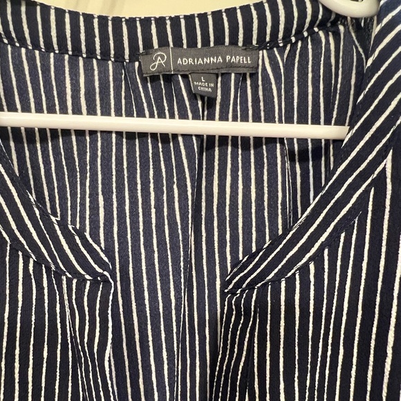 Adrianna Papell flutter sleeve blouse - Picture 5 of 7